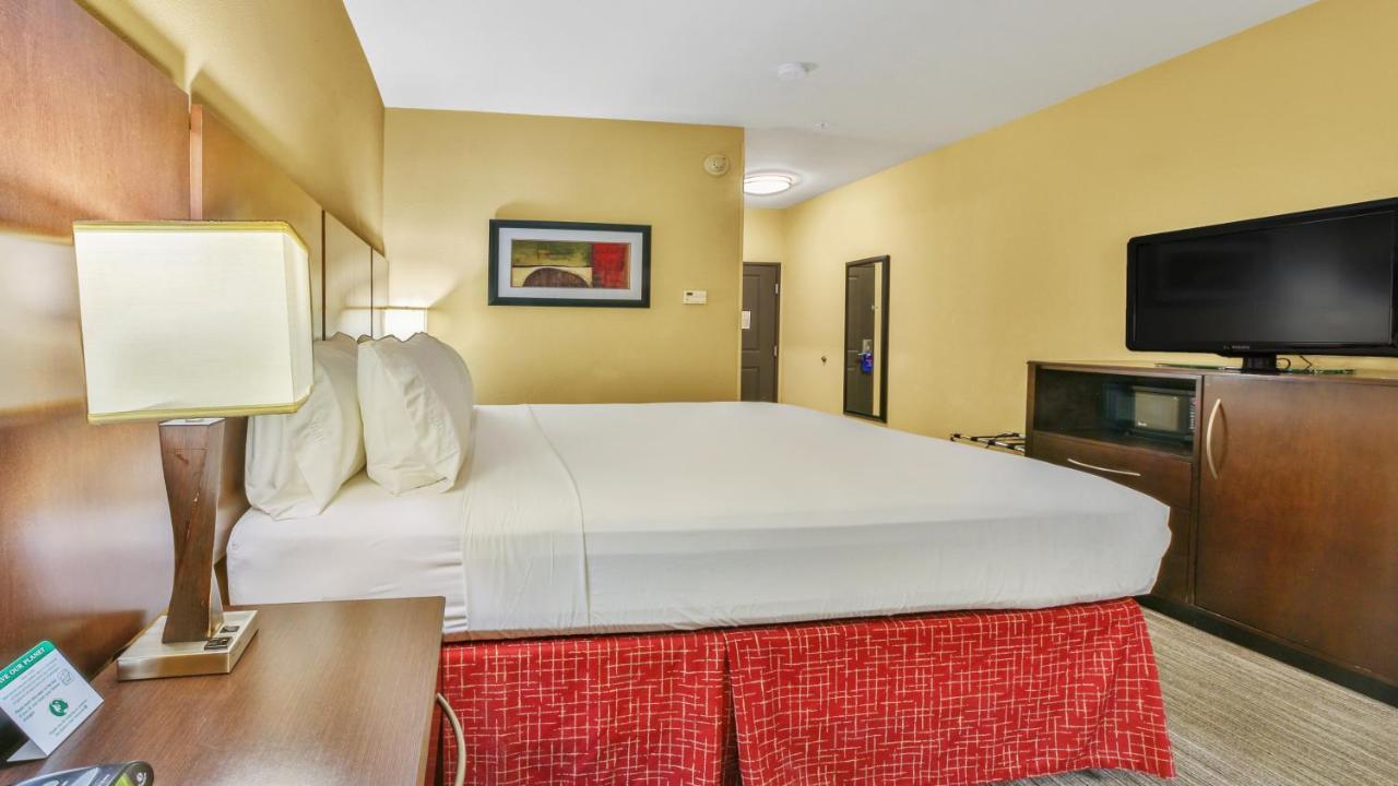Holiday Inn Express & Suites Houston South - Near Pearland By Ihg エクステリア 写真