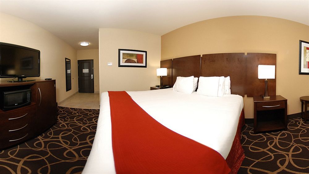 Holiday Inn Express & Suites Houston South - Near Pearland By Ihg エクステリア 写真