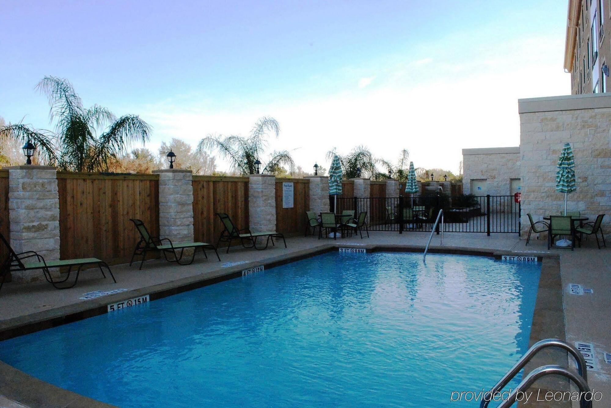 Holiday Inn Express & Suites Houston South - Near Pearland By Ihg エクステリア 写真